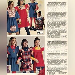 Vintage 1960-70’s sleeveless shift smock dress. SO FUN!